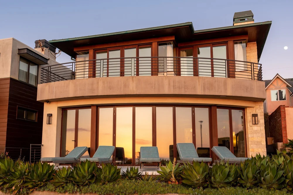 Sunset view of luxury home balcony, real estate photography Paradise Valley AZ