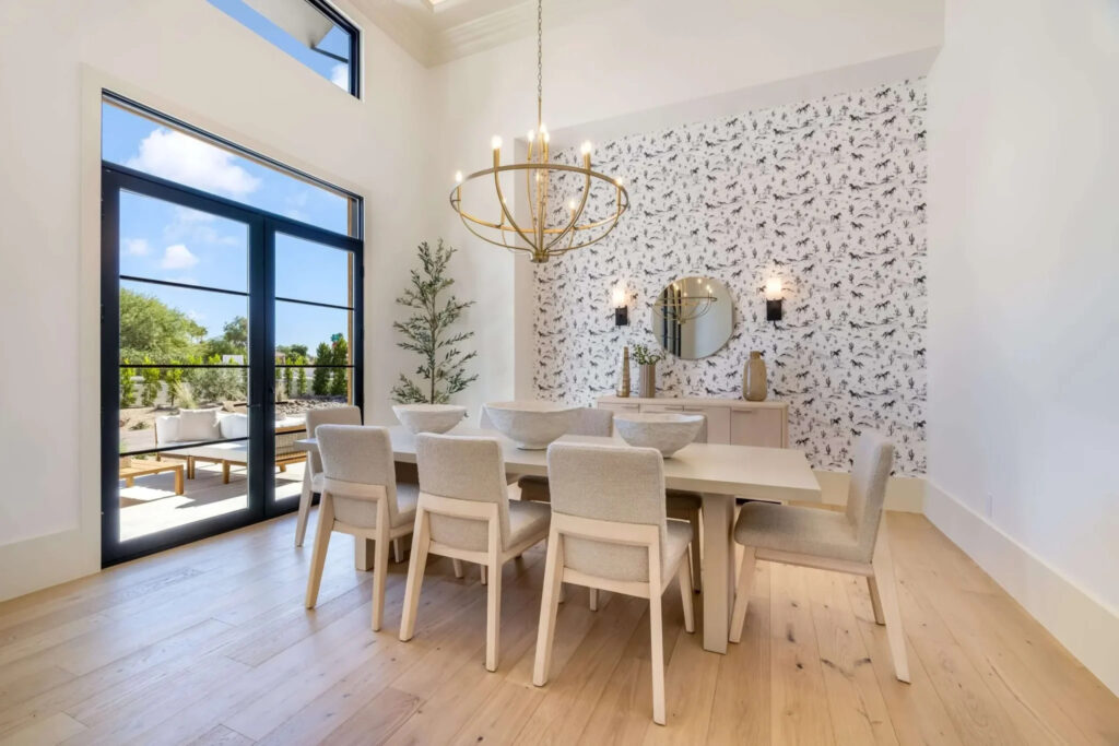 Real Estate 3D Tour Services in Paradise Valley, AZ 1 Dining room with equestrian wallpaper accent wall, Paradise Valley AZ listing